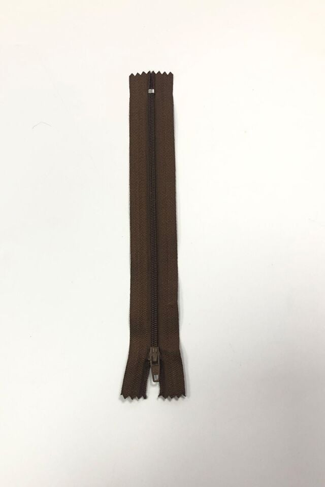 FERMUAR 20CM