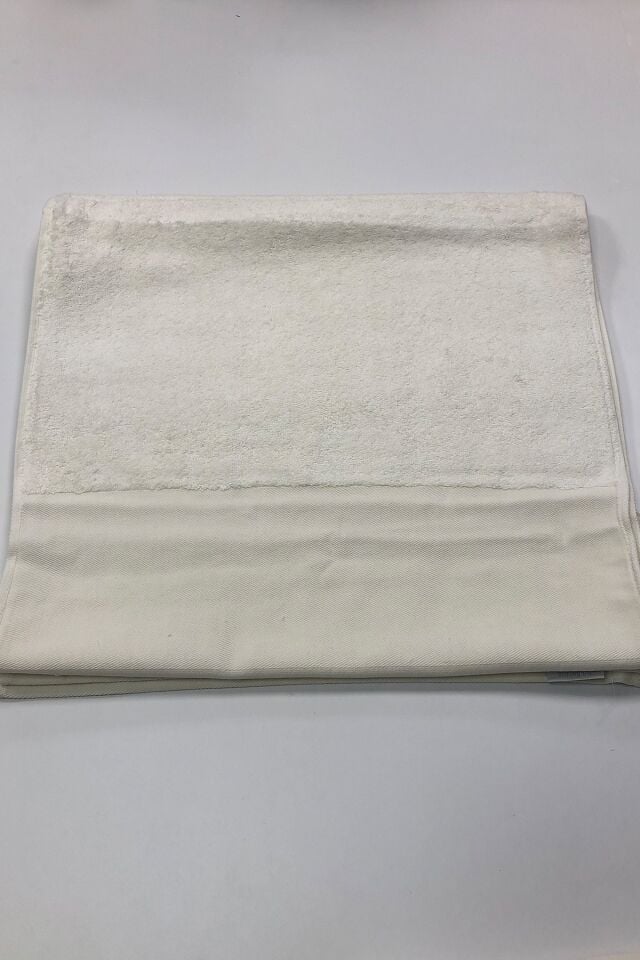 Fiesta Bamboo Kapaklı Havlu Takımı – 1 Adet 50x90, 1 Adet 30x50 İşlemelik Çeyizlik Set
