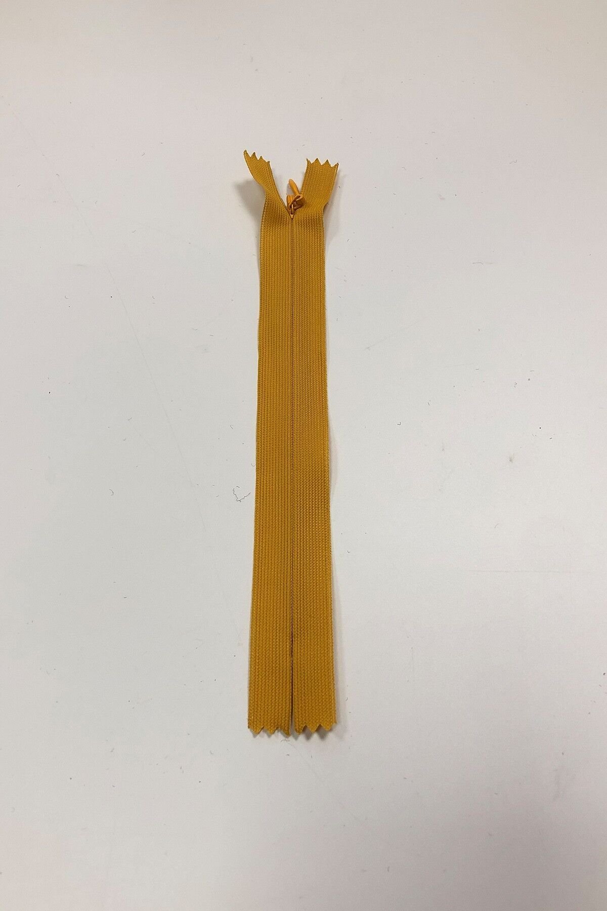 GİZLİ FERMUAR 20CM