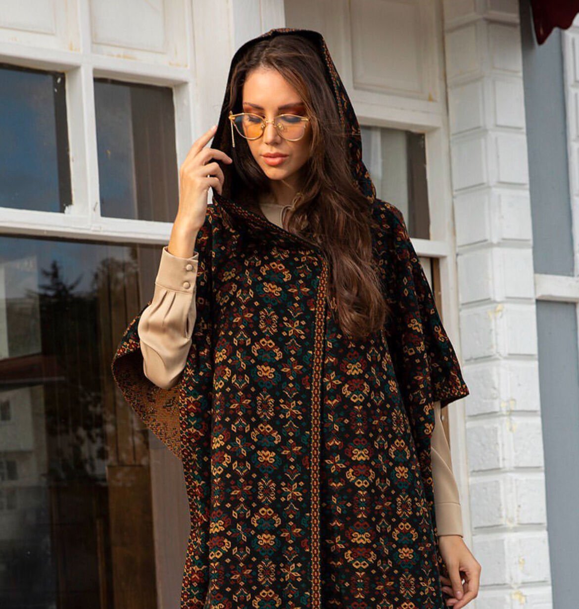Mavi Etnik Çiçek Desenli Kapüşonlu Panço - Triko Kışlık Oversize Model