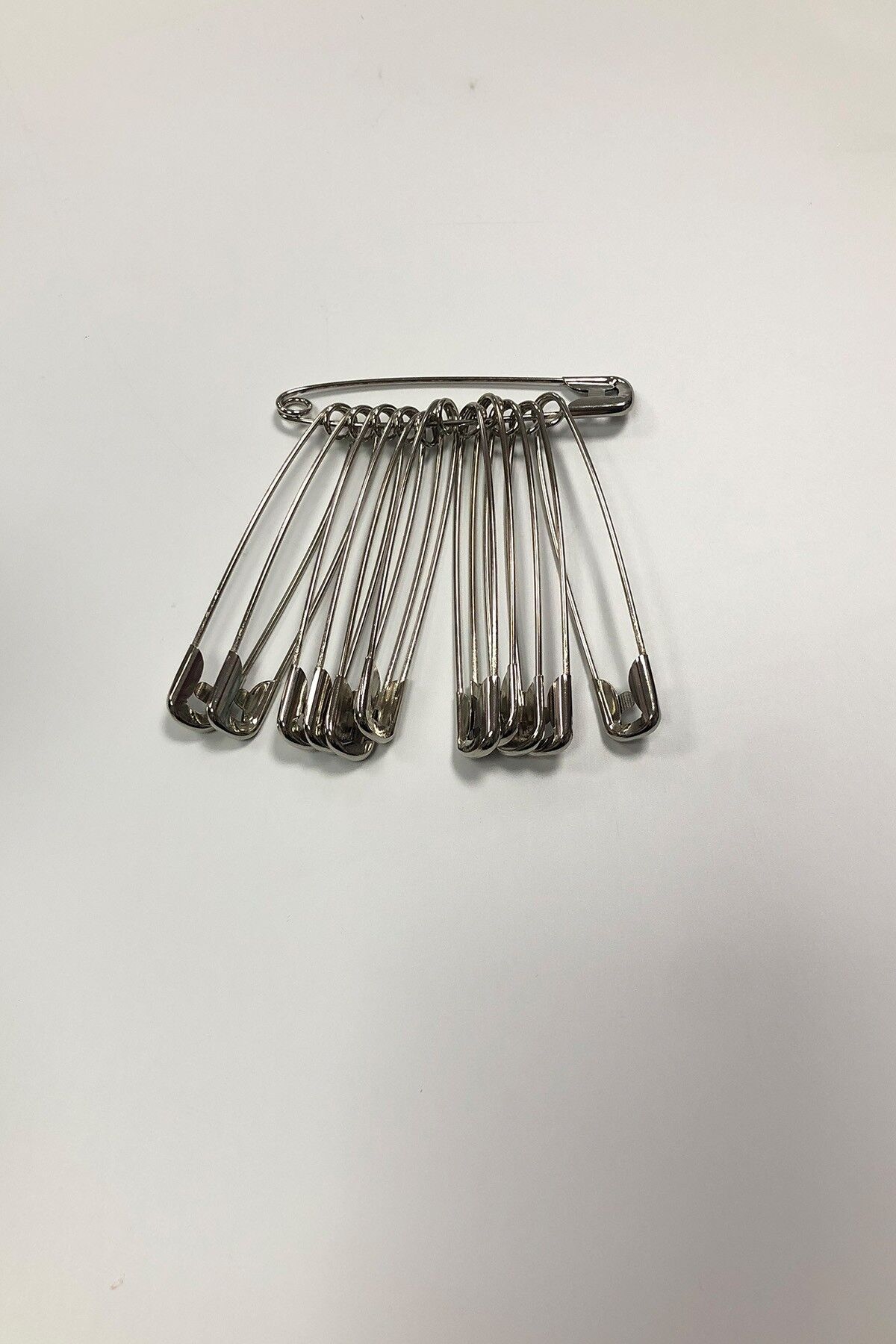 ÇENGELLİ İĞNE 5CM 12 Lİ