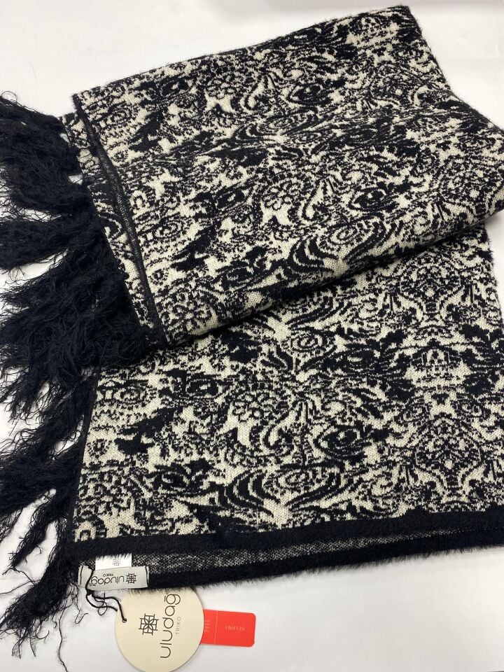 Kadın Kemik Dokuma Püsküllü Omuz Şalı