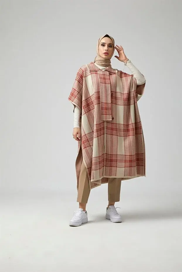 Kadın Taş Kızıl Ekose Desenli Panço