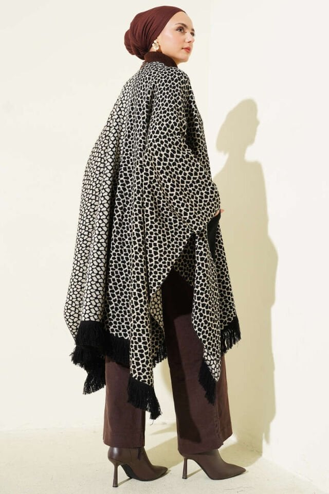 panço püsküllü cep detaylı