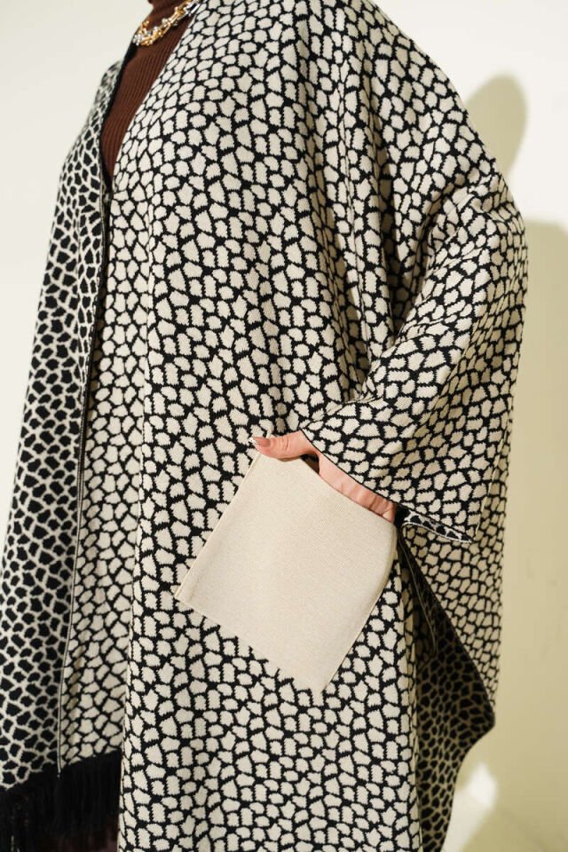 panço püsküllü cep detaylı